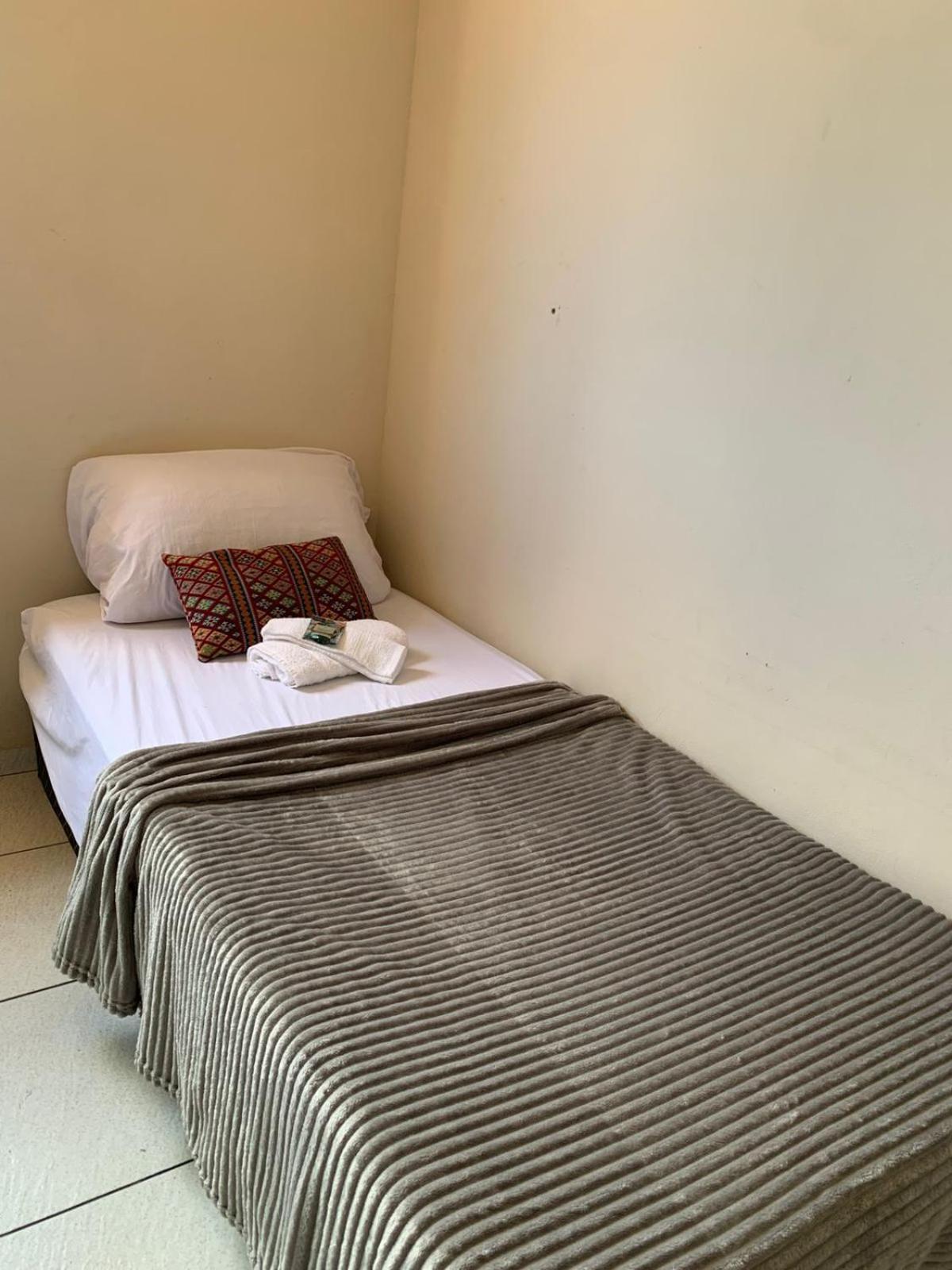 Hospedagem Itaborai Hotel Ravena Exteriör bild